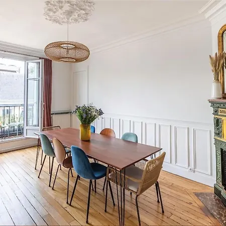 Spacious Apartment Louvre Ac 3 Bedrooms Διαμέρισμα *